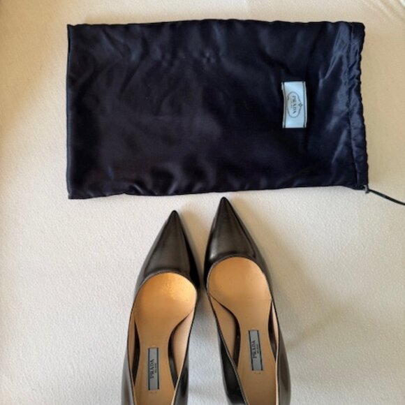 Prada Patent Leather Pumps - Picture 3 of 7